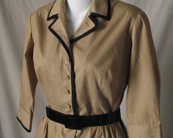 1950s Vintage Dress Khaki Shirtwaist Dress Black Patent Belt Small
