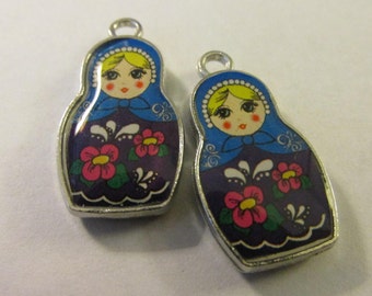 Russian Matryoshka Doll Charm-Pendant, 25mm, Set of 2