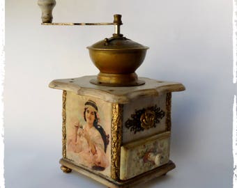 Coffee grinder Manual grinder Coffee gift Vintage look Flower vintage Shabby Chic Decor Vintage coffee mill Wooden grinder Old coffee mill