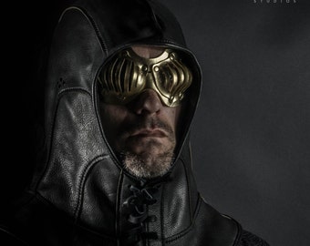 Eyecage Leather Mask in Gold