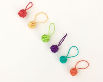 Stitch Markers HiyaHiya Rainbow Yarn Ball Stitch Markers, Rainbow Stitch Markers, Large Stitch Markers, Jumbo Stitch Markers 6 per Package
