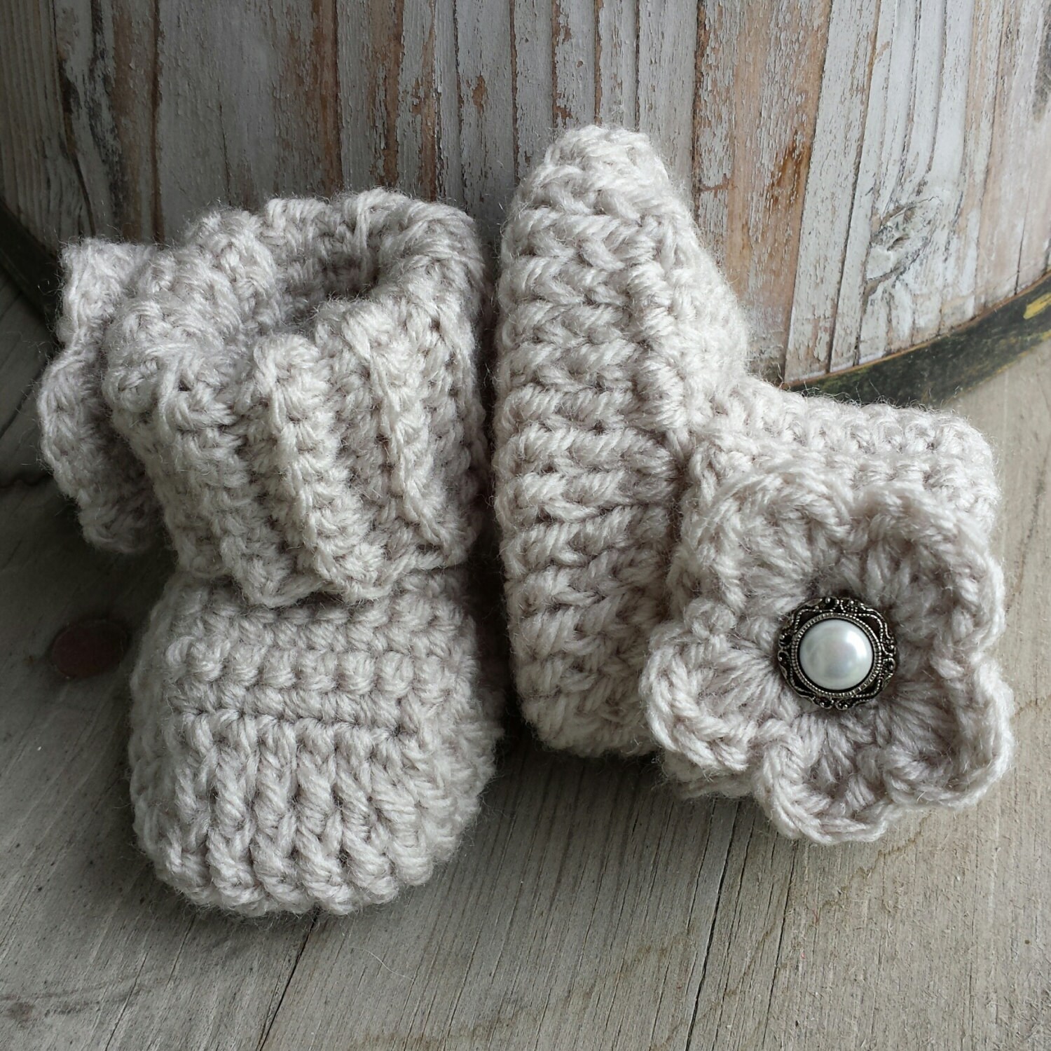 Crochet baby girl boots in oatmeal and flower pearl button