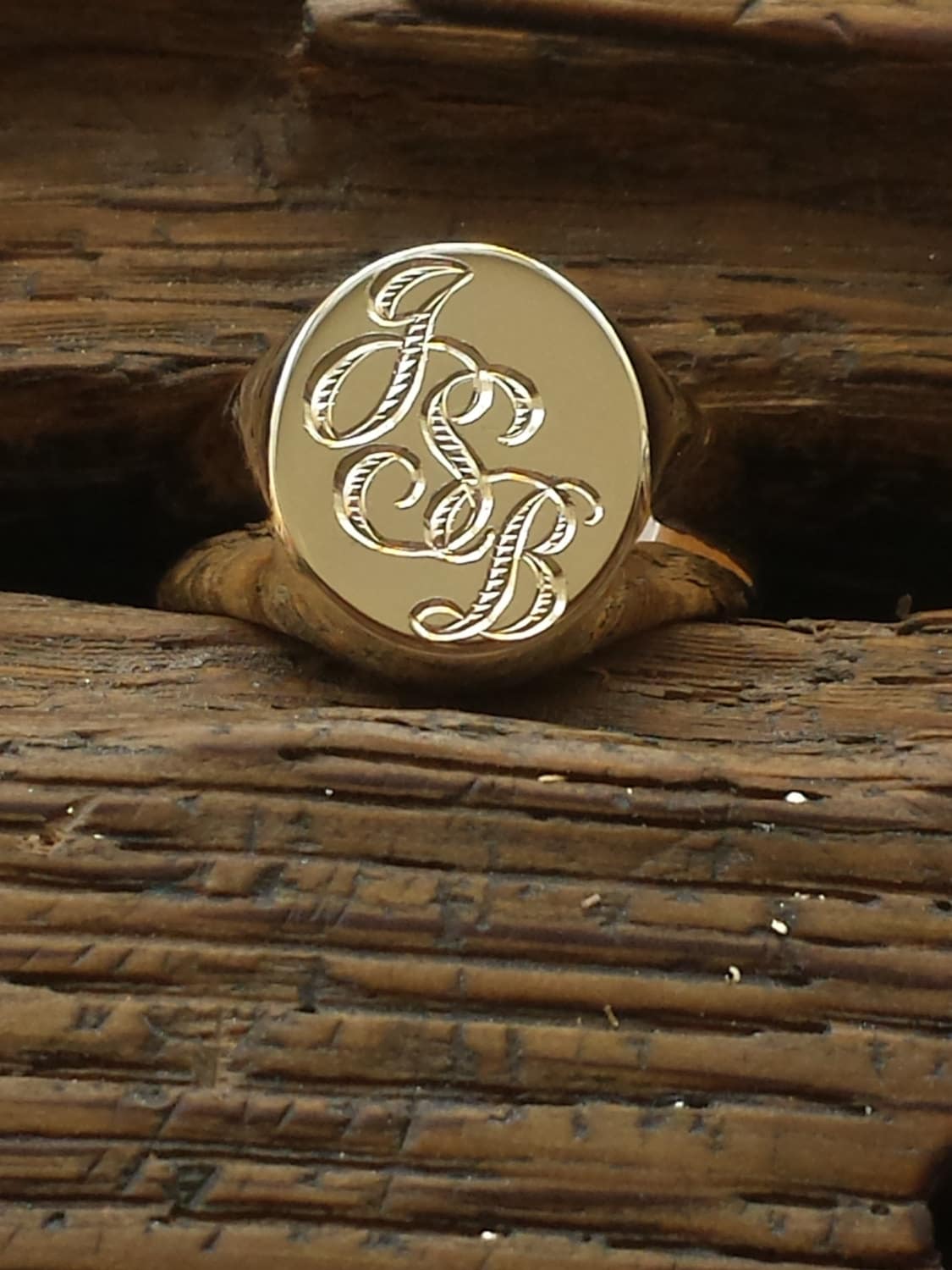 Mens/Ladies Gold Signet Ring Hand Engraved With Your Monogram