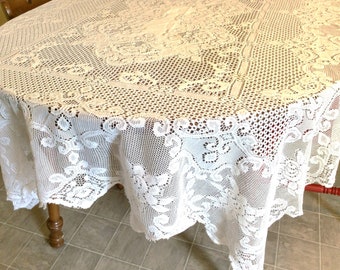 Vintage White lace Tablecloth-62x80 inches