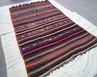 free shipping VINTAGE TURKİSH kilim Anatolian - Rug carpet-handwoven kilim rug - decorative kilim SİZE - 60'' X 99'' (150 cm X 248 cm)