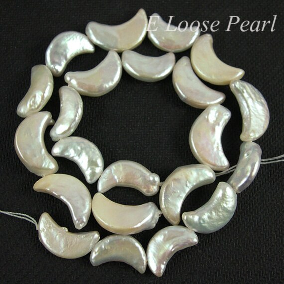 freshwater pearl Natural The moon Shape White loose pearl