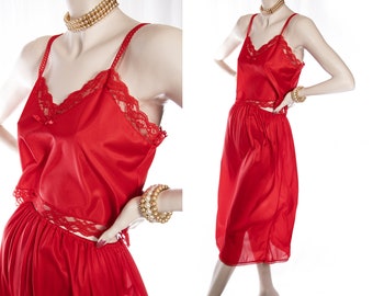 Seductive shimmering glossy silky soft lipstick red nylon and delicate floral lace detail 80's vintage waist slip and camisole set - S410