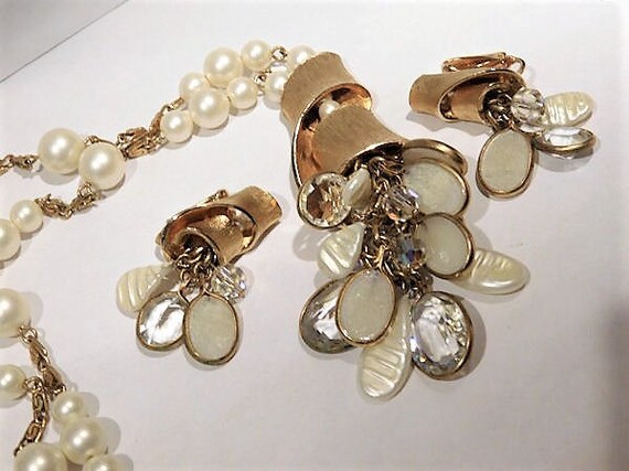 Tassel Necklace / Clip On Dangle Earrings / Mid Century / Demi Parure Set