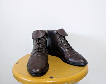 Women's Vintage Brown Corsina Lace Up Ankle Boots Size 7