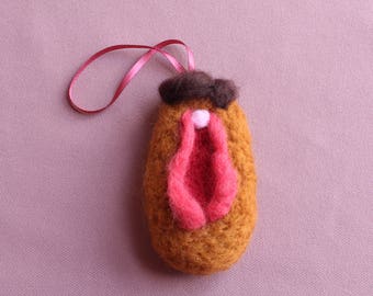 Ornamuff (Felt Vagina Ornament)