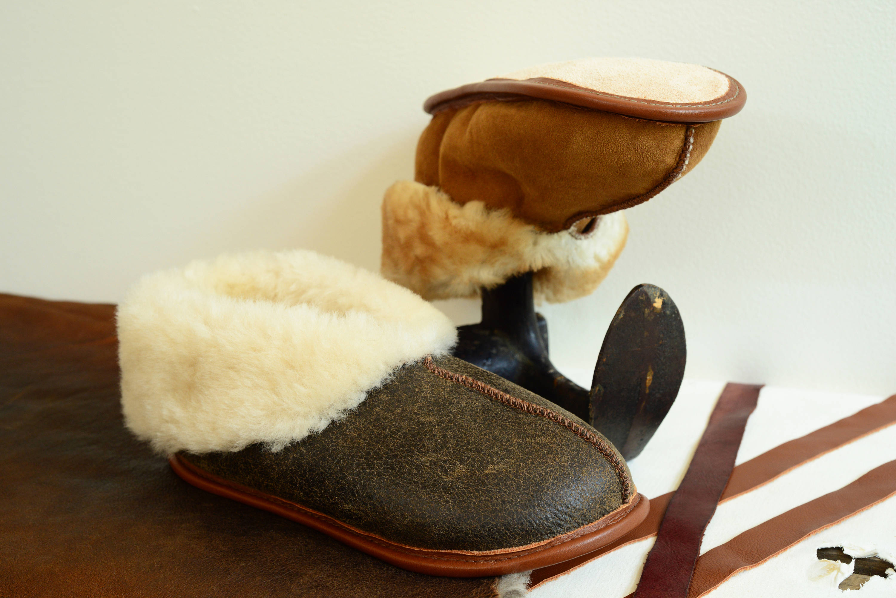 mens sheepskin slipper boots