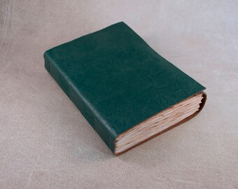 Dark green leather journal, embossed sketchbook, unique notebook A6 travel journal, writing journal, antique stained pages