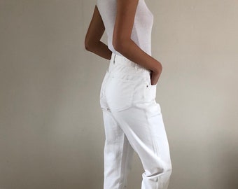 80s High Waisted White Jeans Tapered Leg Made in USA | 28W