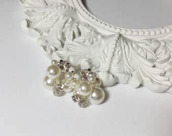 Swarovski Cluster Pearl Earrings (Ivory)