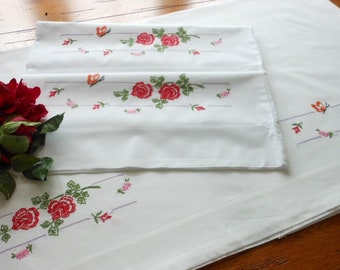 Unused All Cotton Vintage Hand Embroidered Full Size Sheet And Matching Pillowcases, Hand Embroidered Roses Sheet And Pillowcases