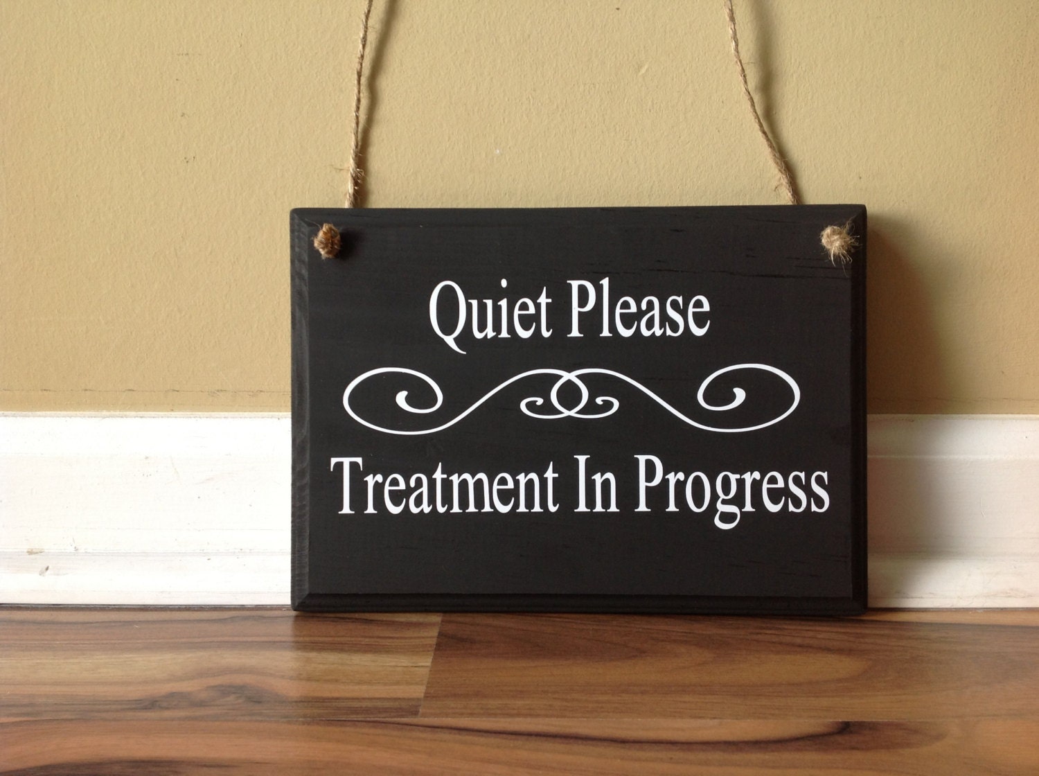 Знакомьтесь пожалуйста вектор. Don`t make noise. Quiet please. Quite картинки. Quiet please 2.