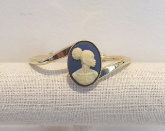 African Cameo Bangle Bracelets, Cameo Bracelet, Cameo Bangle, Gold Bangle, Gold Bracelet, African Bracelet, African Bangle