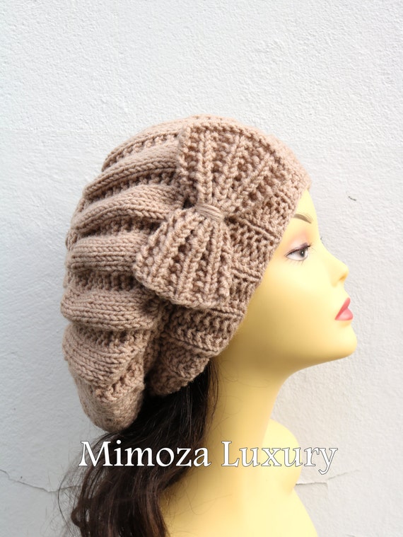 Latte Beige Woman Hand Knitted Hat with Bow, Beige Beret hat with bow, latte knit hat, slouchy knit women's hat with bow, winter hat, latte