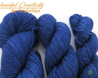 Pre-order: Dance with the waves - Colourful Smooth Sock