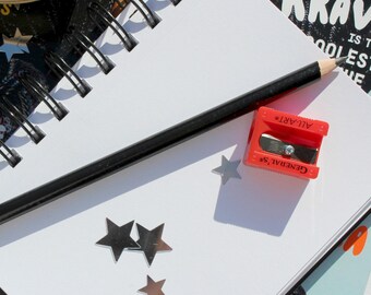 Little Red Sharpener // Pencil Sharpener // Classic Art Supplies // General's Art Supplies // All Art Sharpener