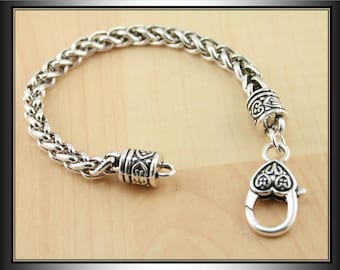 Heart Clasp Charm Bracelet-Antique Silver Plated Alloy Link Style Bracelet. Unique Clasp. 7.75 inch. Pick your quantity from drop down.
