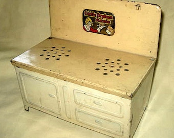Little Orphan Annie Vintage Toy Stove - 1940s Tin Toy