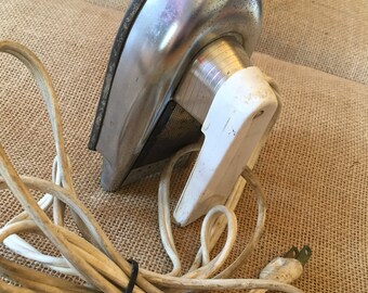 Childrens Nassau toy iron