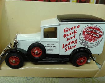 Matchbox Car- Cherry Blossom Boot Polish Van 1930 Model 'A' Ford Van Y-22