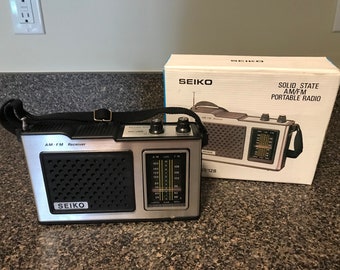Vintage New in Original Box Seiko Solid State AM/FM Portable Radio