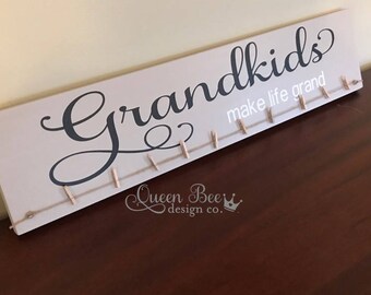 Grandkids Make Life Grand Photo Hanger.Photo Display.Grandkids Sign.Picture Frame.Picture Display. Mother's Day Gift Idea. Gift Idea