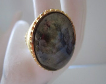 Beautiful Ring in Gold over 925