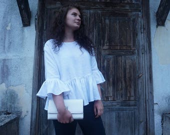 Linen blouse, white linen blouse, linen top, white linen top, ruffle blouse, ruffle top, flounce, ruffle arm area, boho type, boho blouse