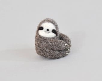 Sloth needle felting kit, needle felting starter kit, sloth DIY craft kit for adult, gift for her, sloth gift