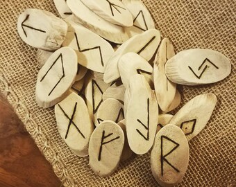 Wood Burned Elder Futhark Rune Set with Burlap Pouch - Runes - Norse - Vikings - Divination