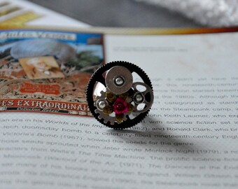 Large Fuchsia mechanisms Steampunk ring