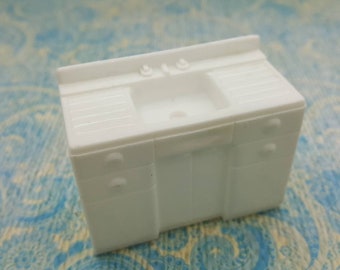 Marx Kitchen Stove White Hard Plastic Toy Dollhouse Traditional Style