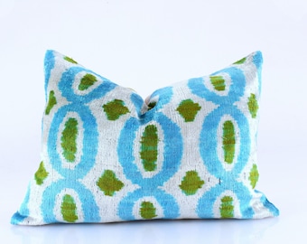 ikat velvet pillow, ikat pillow, home decor, silk pillow, hand-woven ikat, uzbek ikat textile, ikat, pillow for sofa