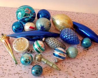 Vintage Christmas ornaments, Set of 19 vintage Christmas tree glass ornaments