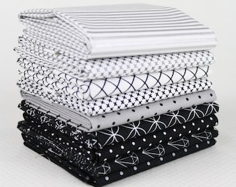 9 pc Fat Quarter bundle of Riley blake Basics. Black, white, and silver with metallic's. *Modern Stash builder