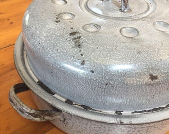 Enamelware pot