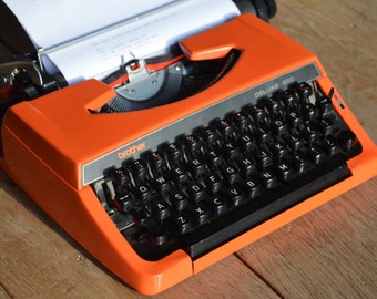 Custom made - Orange brother 220 deluxe - Working Vintage Typewriter