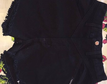 Black Rocky Mountain Shorts