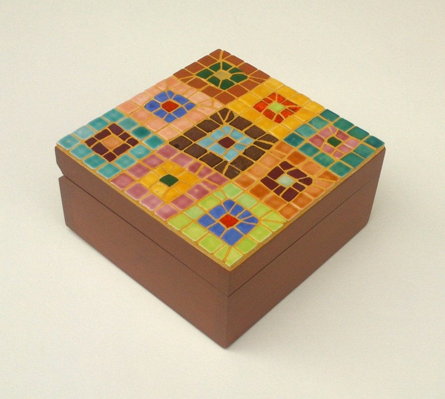 Mosaic jewellery box with abstract squares pattern
