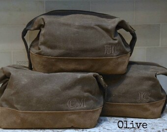 Gift for him, Monogrammed Dopp kit , Monogrammed Toiletry Bag.