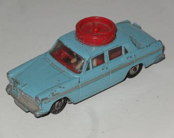 VINTAGE CORGI Toys AUSTIN A60 Turning Wheels