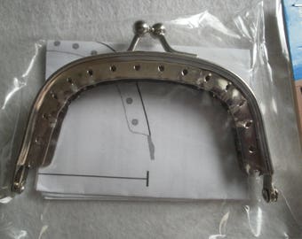 CLASP PORT-purse or pouch - silver plated 7.5 cm height 4 cm width