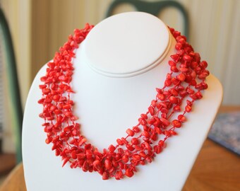 ZAT BROOCH RED CORAL