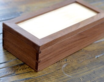 Dovetail Box