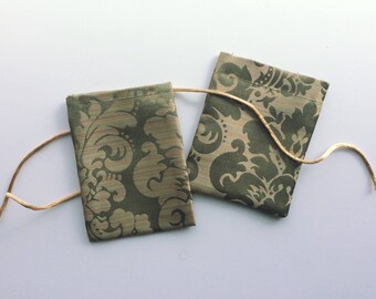 Gold Damask Mini Gift Bags (2-Pack)