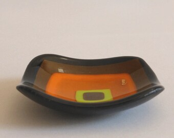 Fused glass bowl